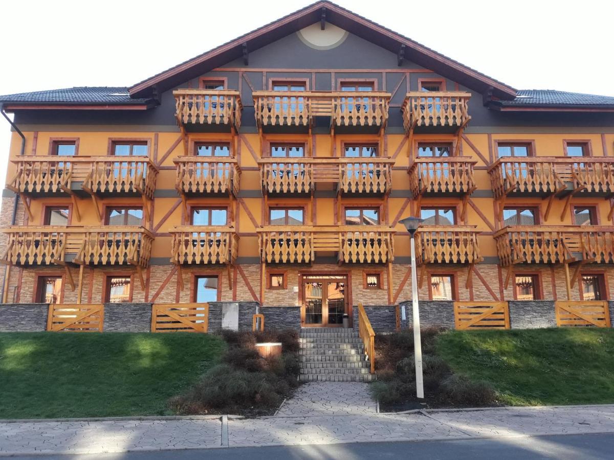 Apartmány Tatragolf Veľká Lomnica Exterior foto